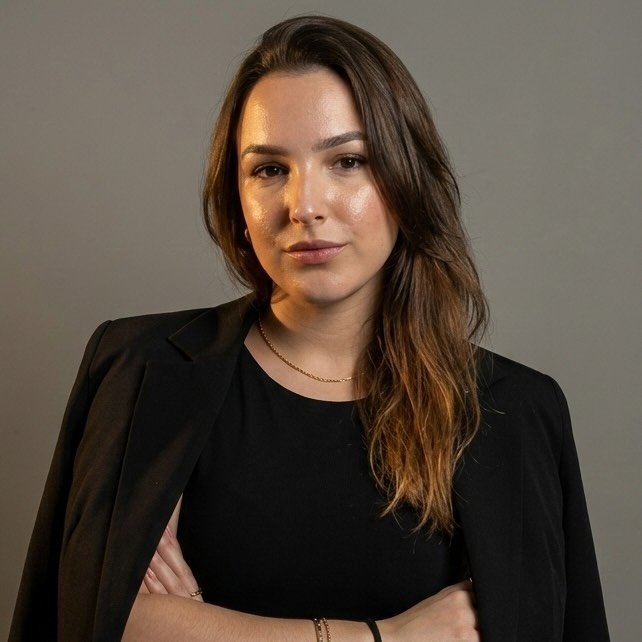 Dra. Leticia Domingues