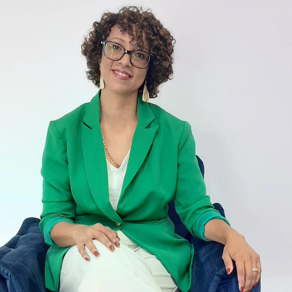  Dra. Edna Ramos