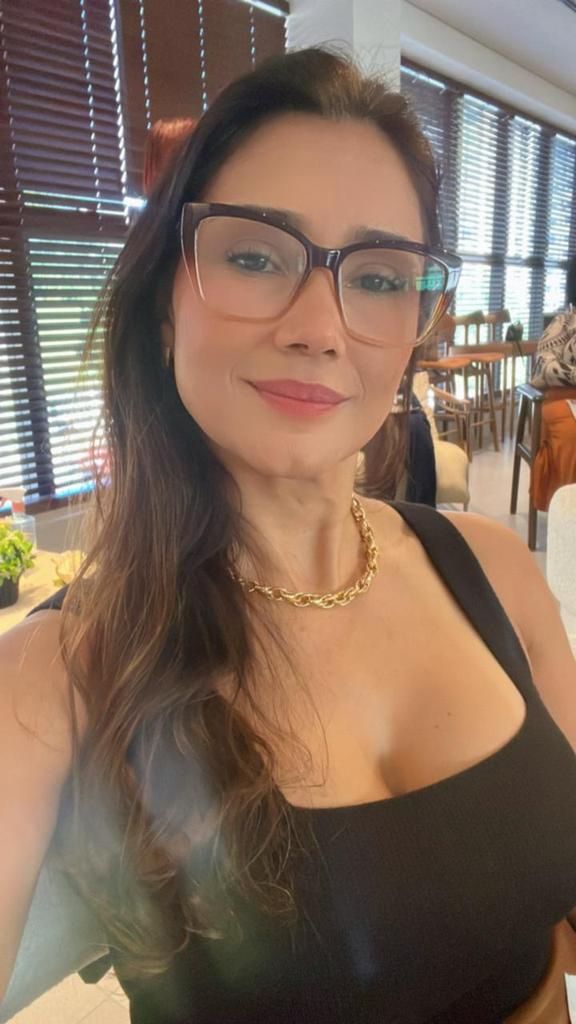 Luciene  Mendes 